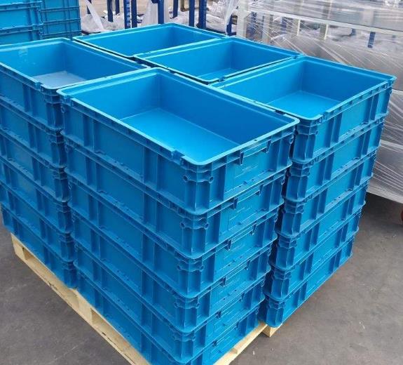 昭通塑料周转箱按照用途和性能划分不同的类型。