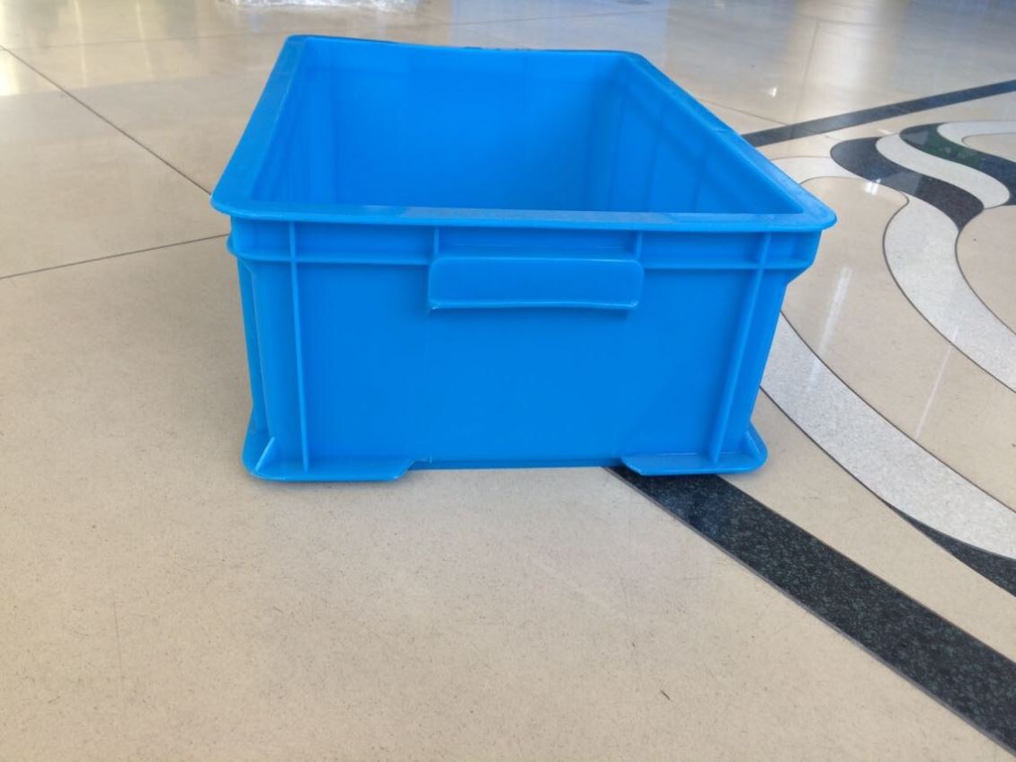 厂家教您选择适合产品规格的昭通塑料箱?